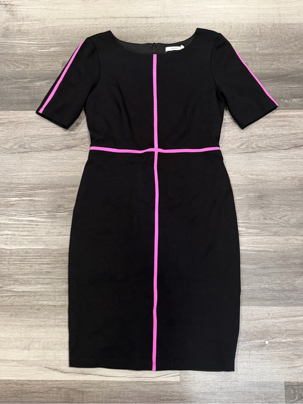 Bailey 44 Women’s Black Straight Short Sleeve Pencil Dress Pink Trim Sz M